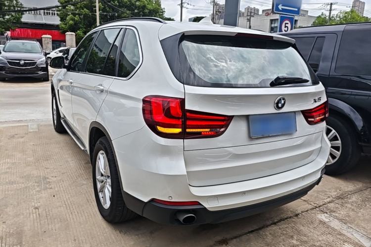 Used BMW X5 2014 xDrive35i Elegant Edition Rear Left 45 Deg