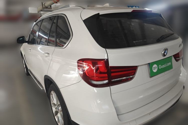 Used BMW X5 2014 xDrive35i Elegant Edition Rear Left 45 Deg