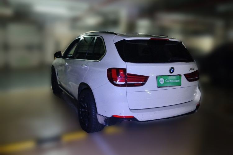 Used BMW X5 2014 xDrive35i Elegant Edition Rear Left 45 Deg