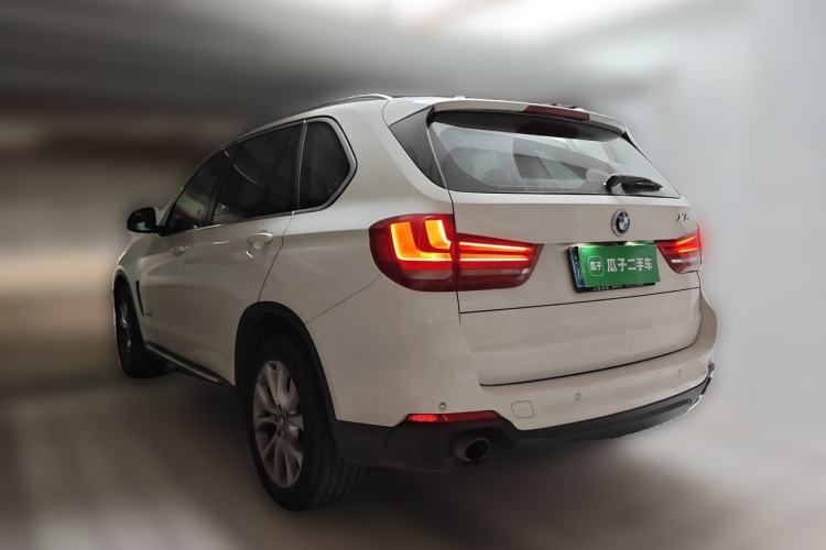 Used BMW X5 2014 xDrive35i Elegant Edition Rear Left 45 Deg