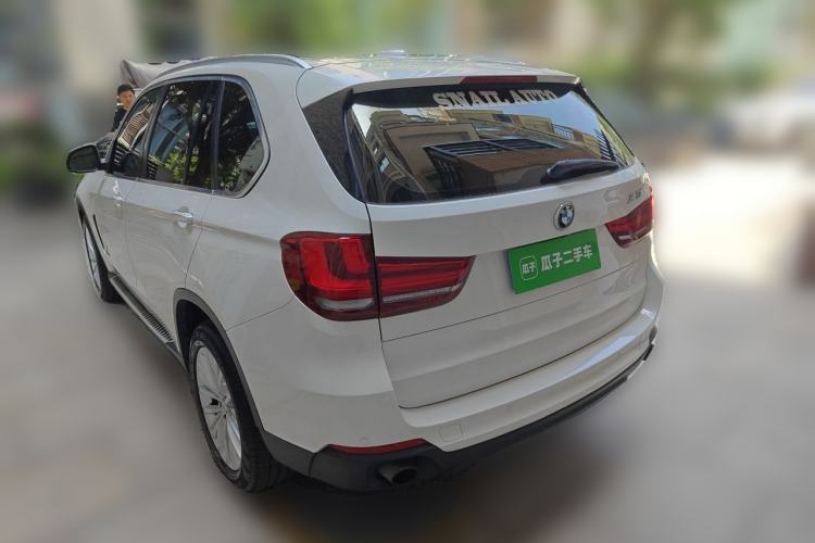 Used BMW X5 2014 xDrive35i Luxury Edition Rear Left 45 Deg