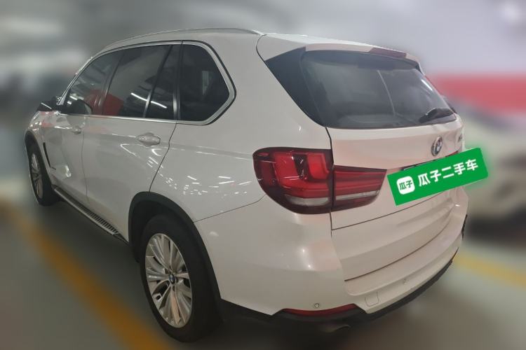Used BMW X5 2014 xDrive35i Leading Model Rear Left 45 Deg