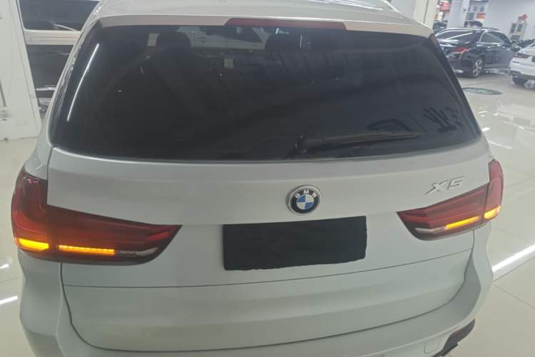Used BMW X5 2014 xDrive35i Leading Model Rear
