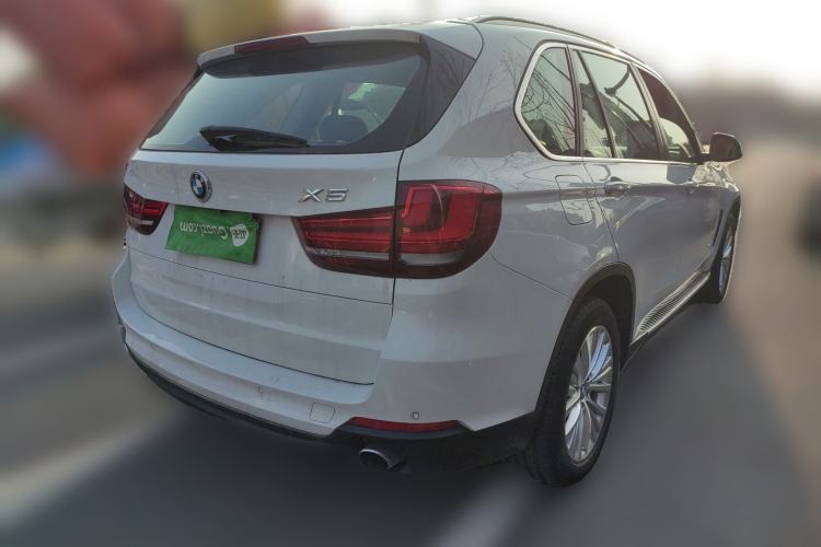 Used BMW X5 2014 xDrive35i Luxury Edition Rear Right 45 Deg
