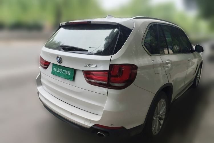 Used BMW X5 2014 xDrive35i Luxury Edition Rear Right 45 Deg