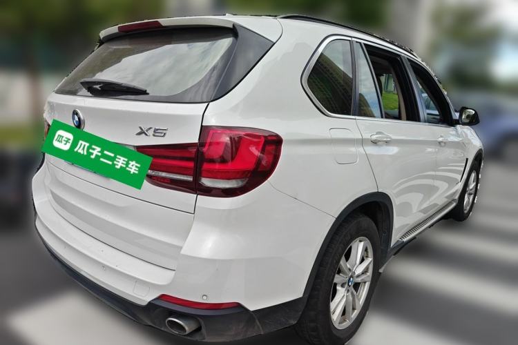 Used BMW X5 2014 xDrive35i Elegant Edition Rear Right 45 Deg