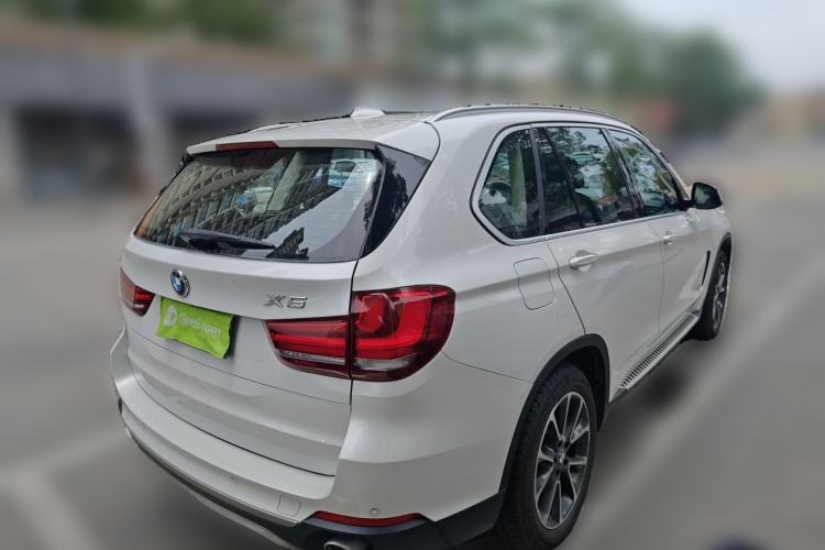 Used BMW X5 2014 xDrive35i Luxury Edition Rear Right 45 Deg