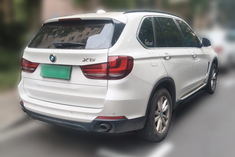 Used BMW X5 2014 xDrive35i Elegant Edition Rear Right 45 Deg