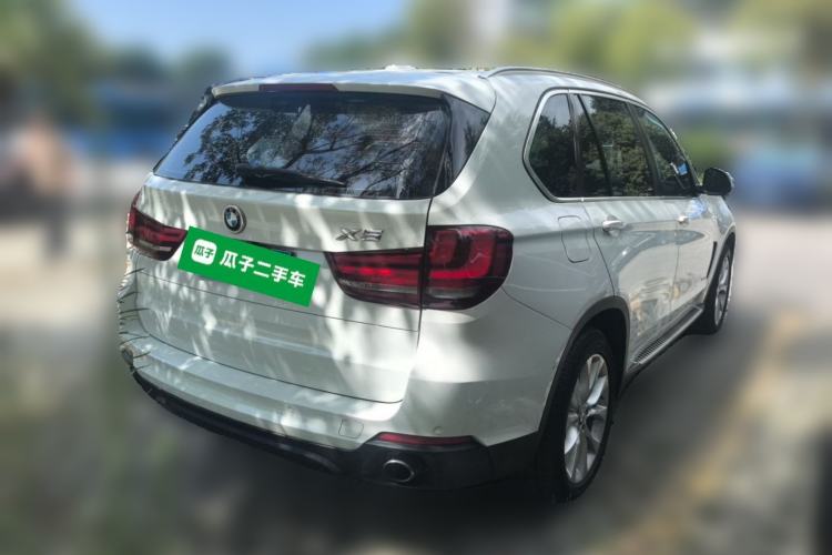 Used BMW X5 2014 xDrive35i Elegant Edition Rear Right 45 Deg