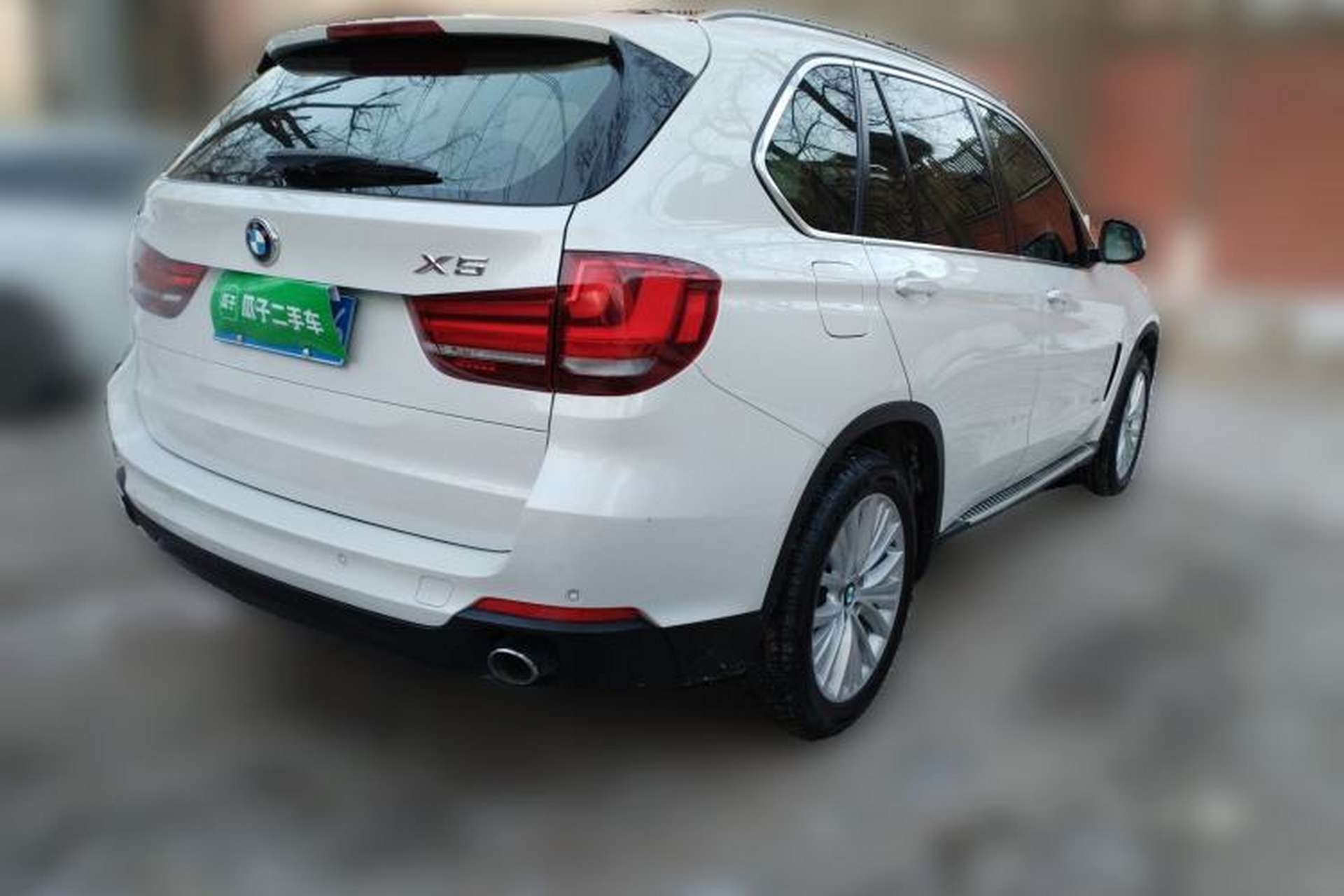Used BMW X5 2014 xDrive35i Leading Model Rear Right 45 Deg