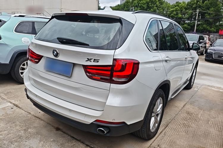 Used BMW X5 2014 xDrive35i Elegant Edition Rear Right 45 Deg