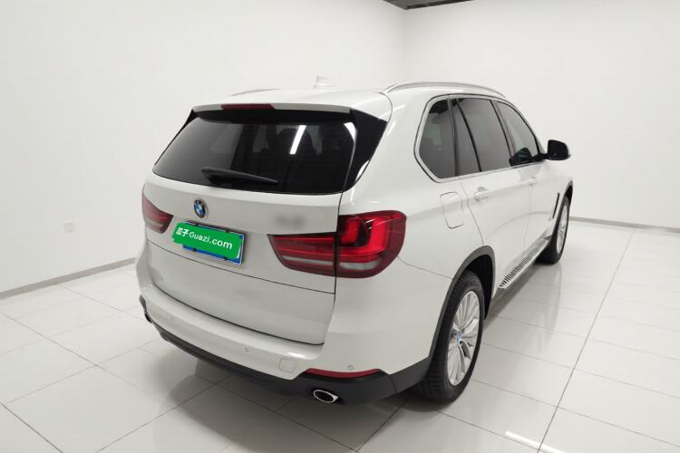 Used BMW X5 2014 xDrive35i Elegant Edition Rear Right 45 Deg