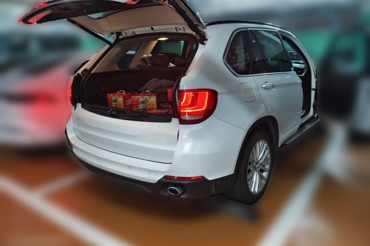 Used BMW X5 2014 xDrive35i Elegant Edition Rear Right 45 Deg