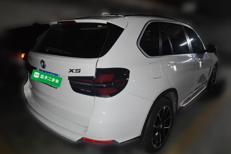 Used BMW X5  Rear Right 45 Deg