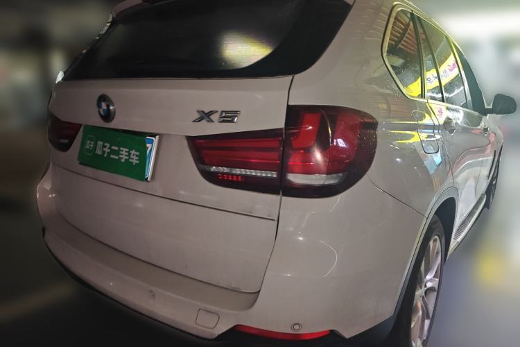 Used BMW X5 2014 xDrive35i Elegant Edition Rear Right 45 Deg