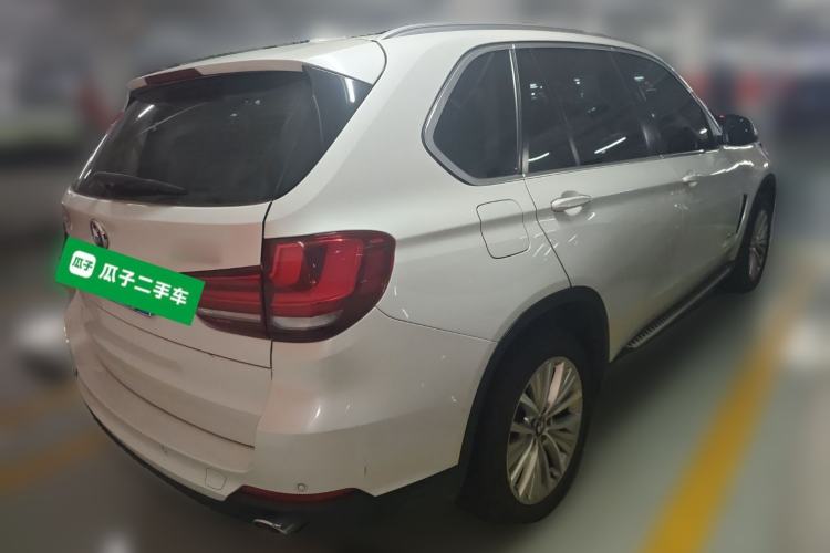 Used BMW X5 2014 xDrive35i Leading Model Rear Right 45 Deg