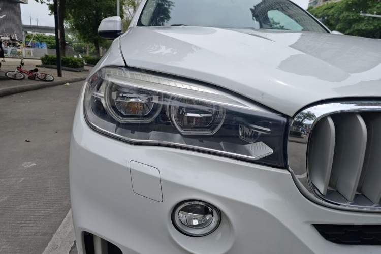 Used BMW X5 2014 xDrive35i Luxury Edition Right Front Headlight
