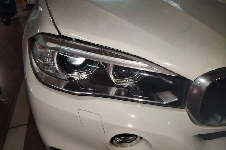 Used BMW X5 2014 xDrive35i Luxury Edition Right Front Headlight