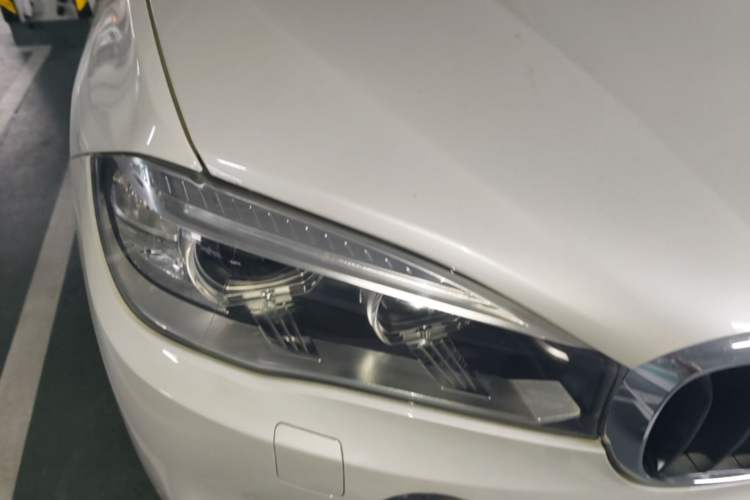 Used BMW X5 2014 xDrive35i U.S. specification Right Front Headlight