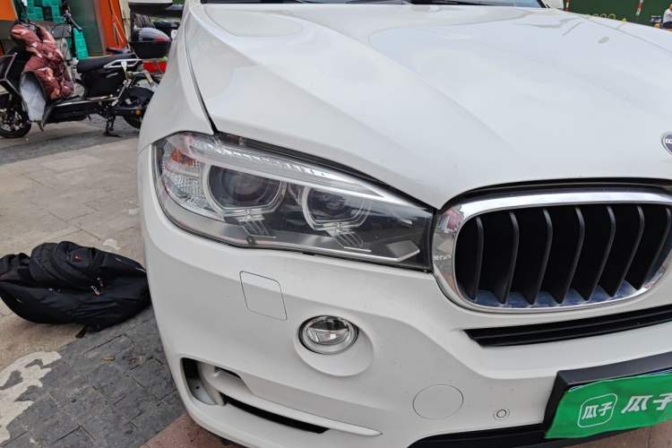 Used BMW X5 2014 xDrive35i Luxury Edition Right Front Headlight