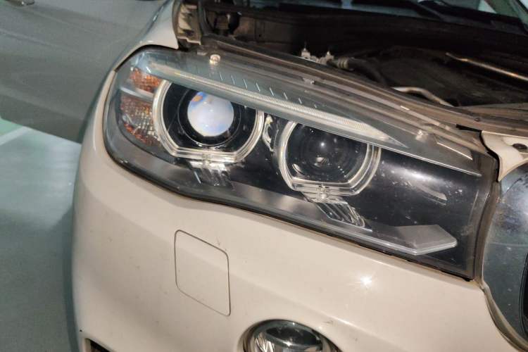 Used BMW X5 2014 xDrive35i Elegant Edition Right Front Headlight