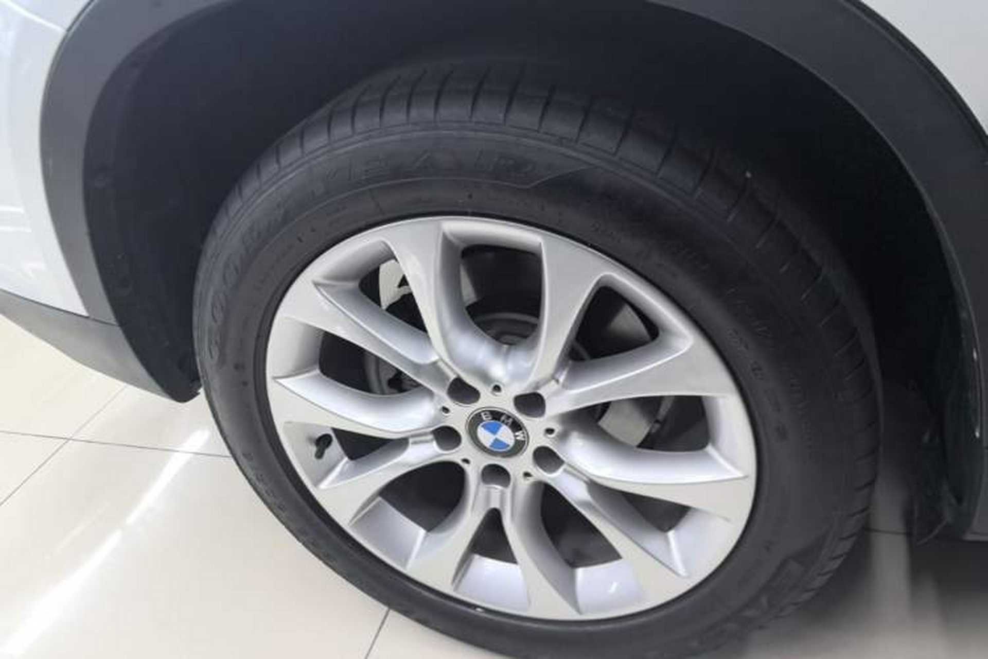 Used BMW X5 2014 xDrive35i Elegant Edition Right Rear Wheel Hub