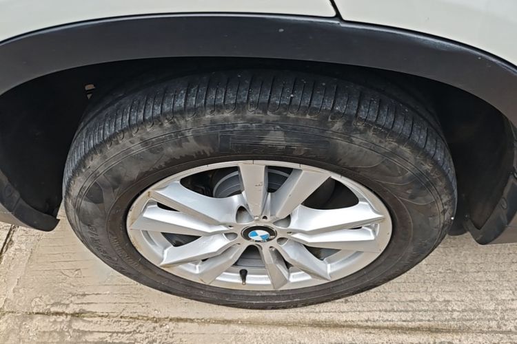 Used BMW X5 2014 xDrive35i Elegant Edition Right Rear Wheel Hub