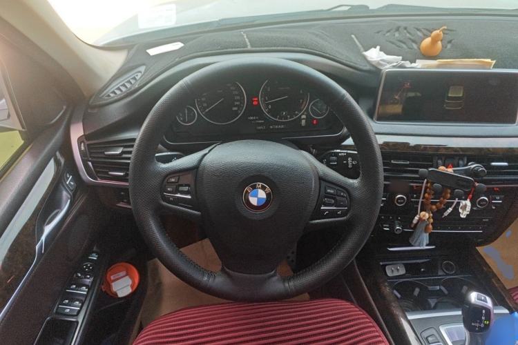 Used BMW X5 2014 xDrive35i Elegant Edition Steering Wheel