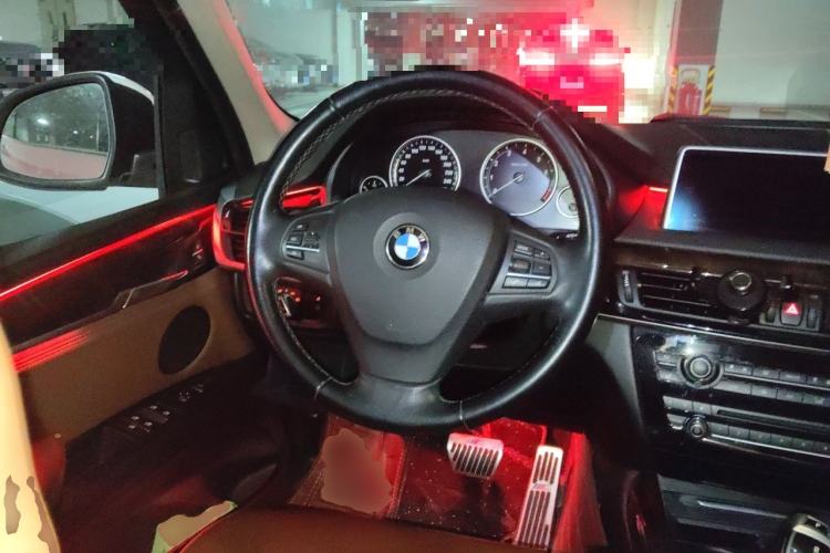 Used BMW X5 2014 xDrive35i Elegant Edition Steering Wheel