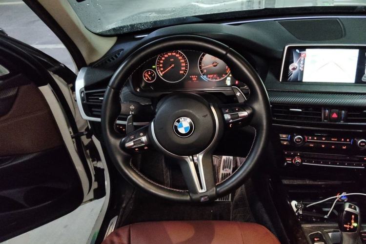 Used BMW X5 2014 xDrive35i Elegant Edition Steering Wheel