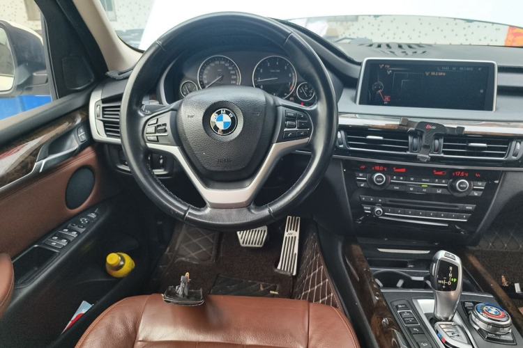 Used BMW X5 2014 xDrive35i Elegant Edition Steering Wheel