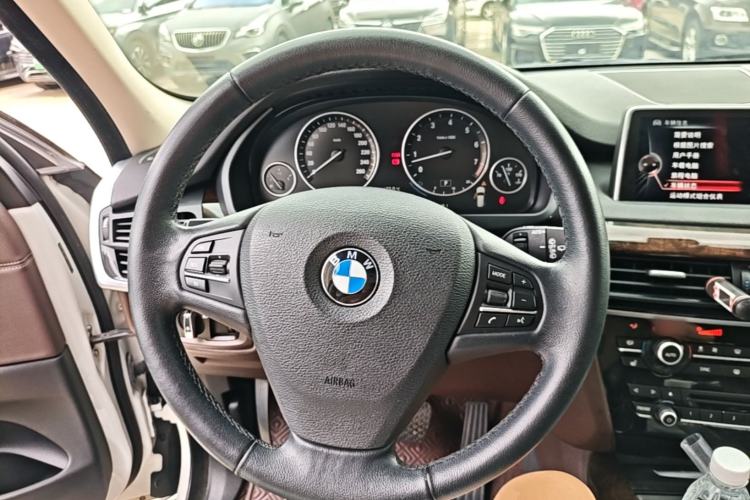 Used BMW X5 2014 xDrive35i Elegant Edition Steering Wheel