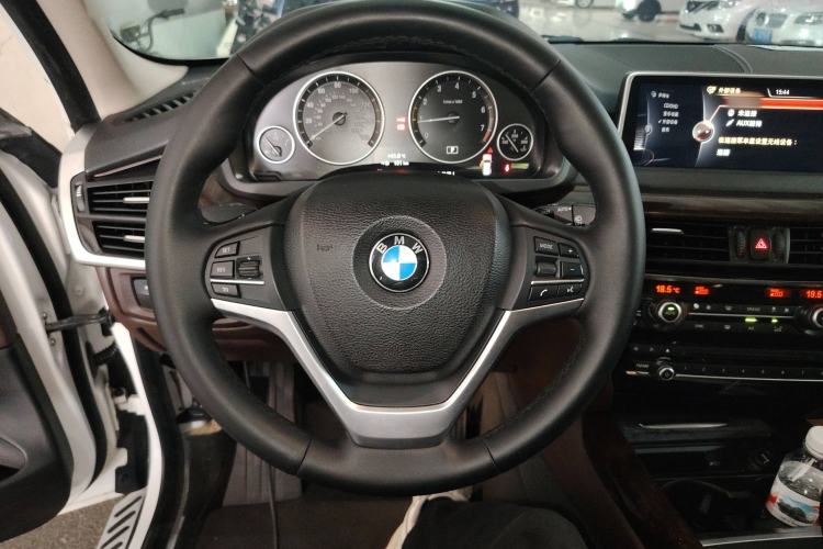 Used BMW X5 2014 xDrive35i U.S. specification Steering Wheel