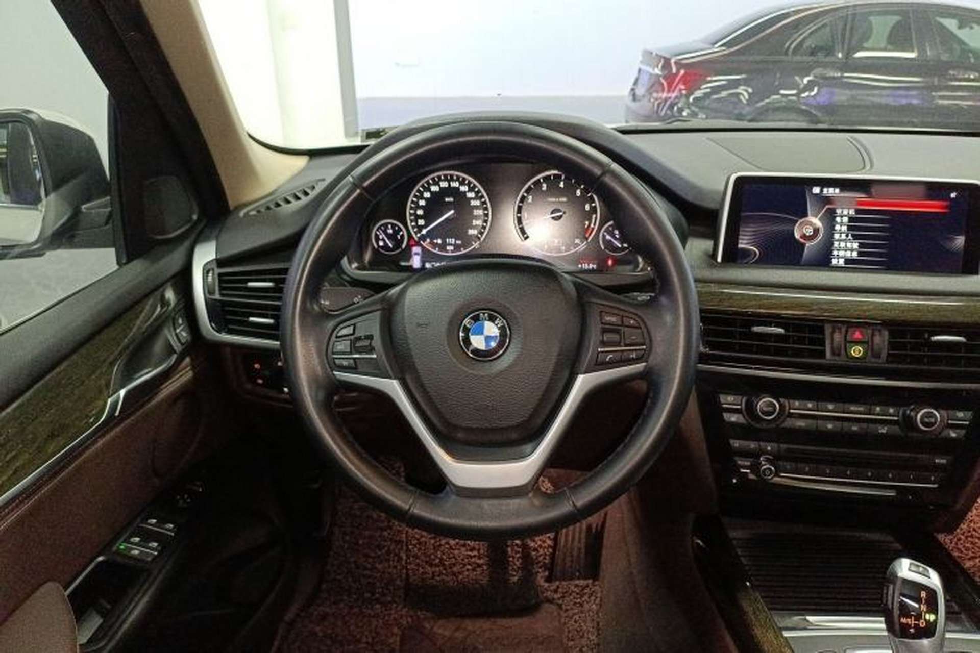 Used BMW X5 2014 xDrive35i Luxury Edition Steering Wheel