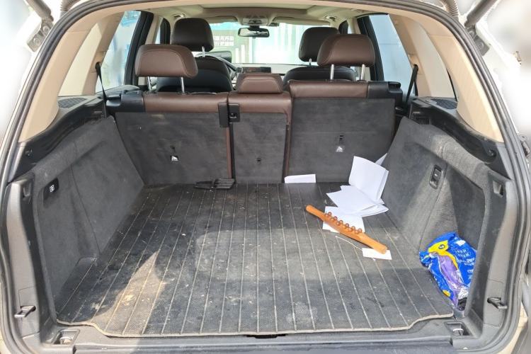 Used BMW X5 2014 xDrive35i Elegant Edition Trunk