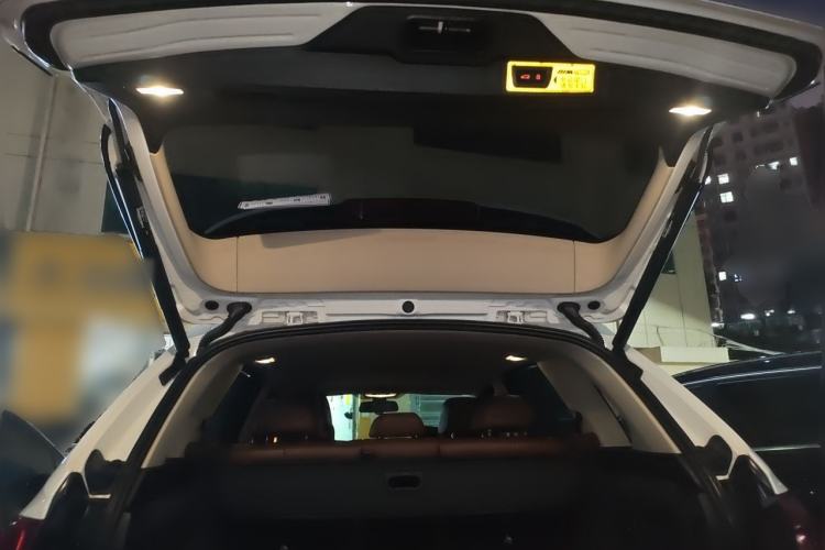 Used BMW X5  Trunk