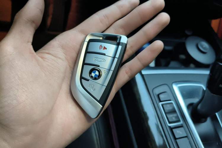 Used BMW X5 2014 xDrive35i Luxury Edition Vehicle Key