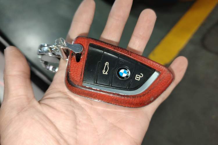 Used BMW X5 2014 xDrive35i Elegant Edition Vehicle Key
