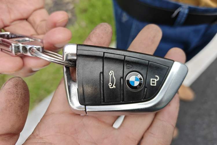 Used BMW X5 2014 xDrive35i Elegant Edition Vehicle Key
