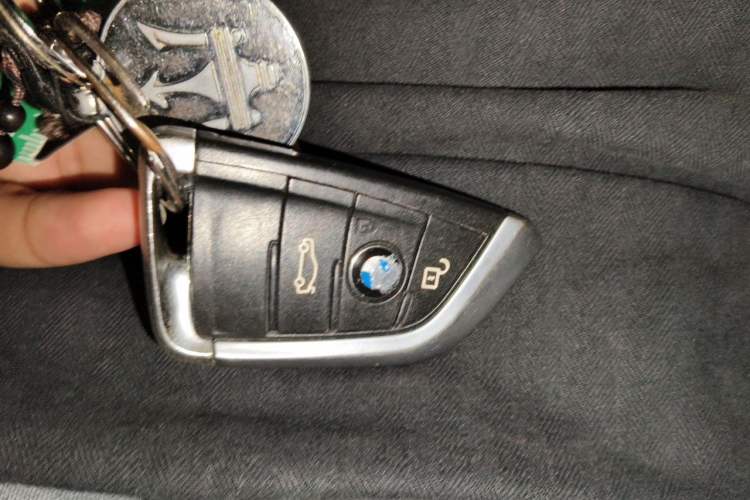 Used BMW X5 2014 xDrive35i Elegant Edition Vehicle Key