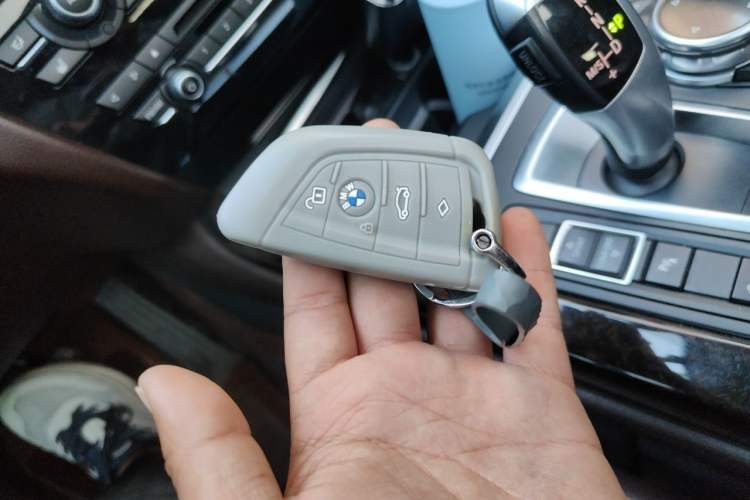 Used BMW X5 2014 xDrive35i Elegant Edition Vehicle Key