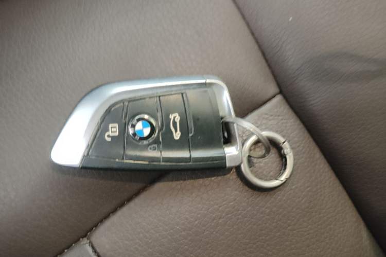 Used BMW X5 2014 xDrive35i Elegant Edition Vehicle Key