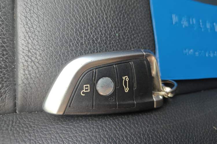 Used BMW X5 2014 xDrive35i Luxury Edition Vehicle Key
