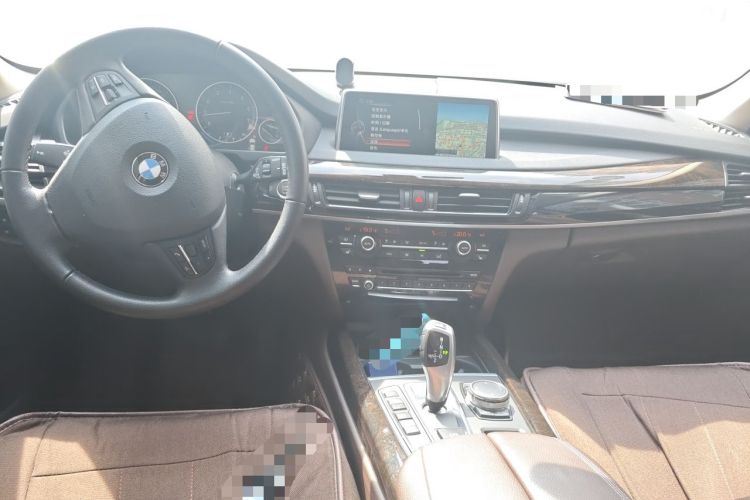 Used BMW X5 2015 xDrive28i Center Console
