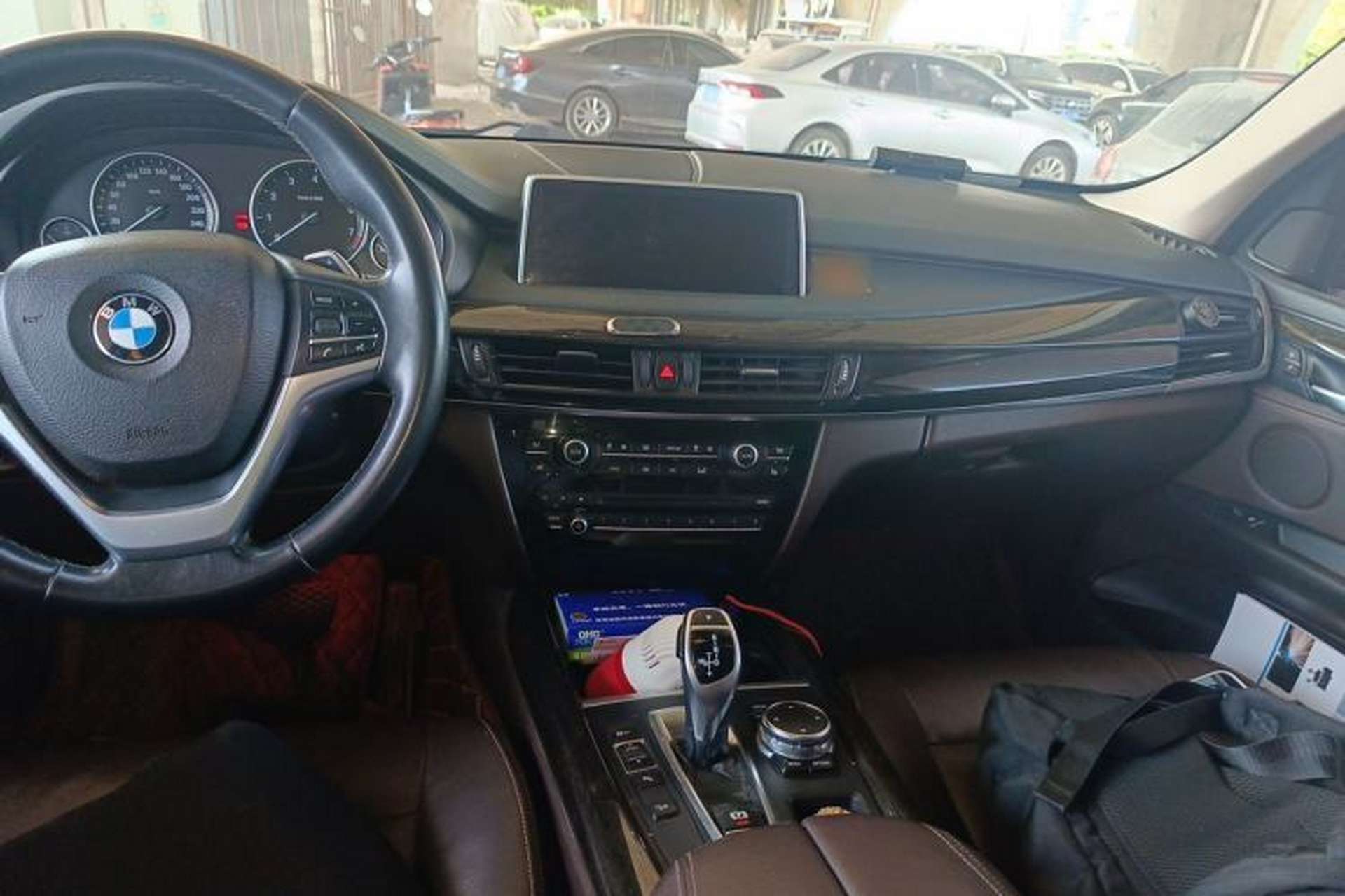 Used BMW X5  Center Console