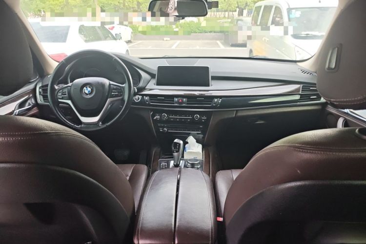 Used BMW X5 2015 xDrive28i Center Console