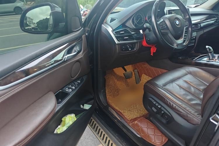 Used BMW X5 2015 xDrive28i Driver Seat