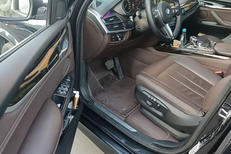 Used BMW X5 2015 xDrive28i Driver Seat