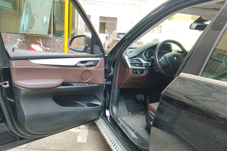 Used BMW X5  Driver Seat