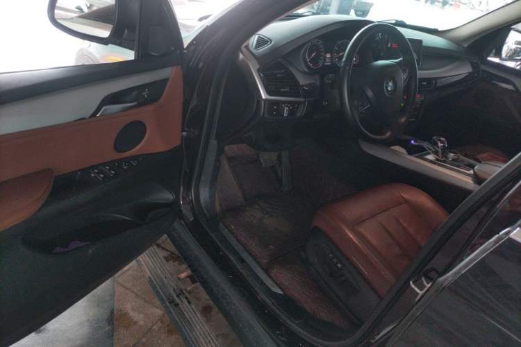 Used BMW X5  Driver Seat